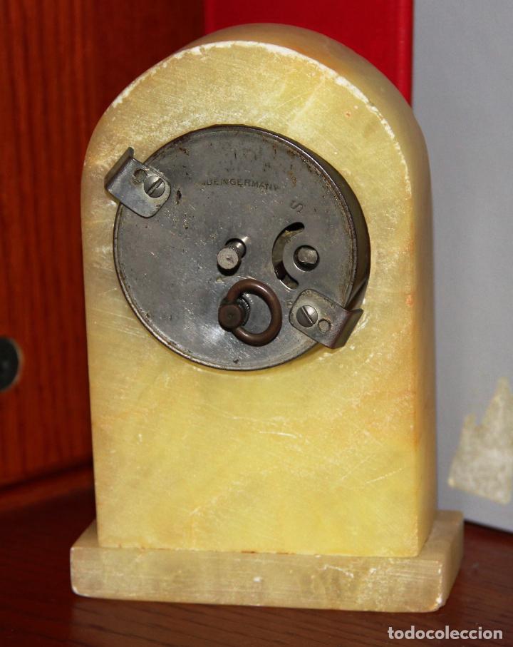 Relojes de carga manual: ANTIGUO RELOJ DE SOBREMESA - Foto 3