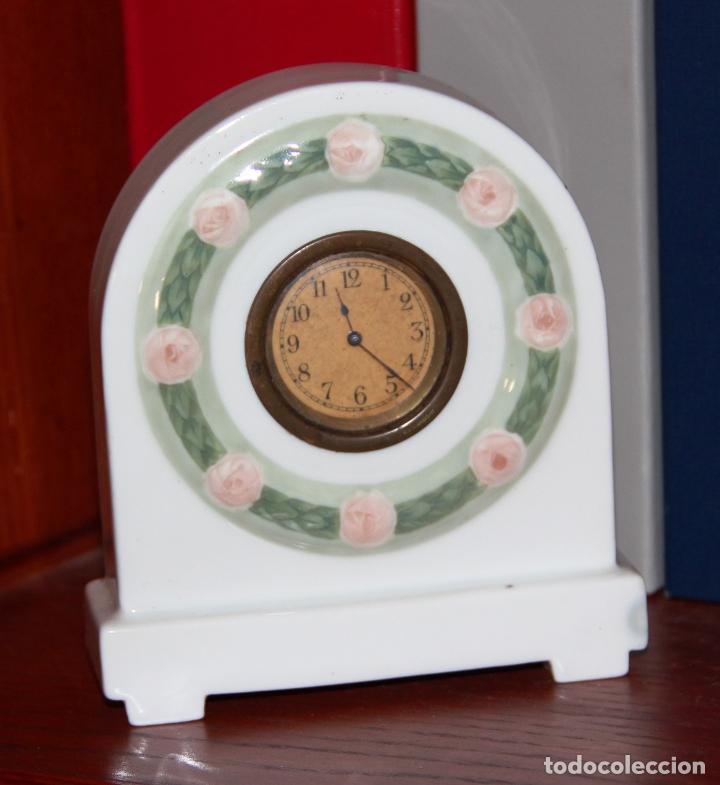 Relojes de carga manual: ANTIGUO RELOJ DE SOBREMESA - Foto 5