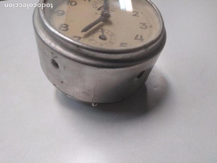 Relojes de carga manual: Antiguo Reloj I.R.E. - Foto 5