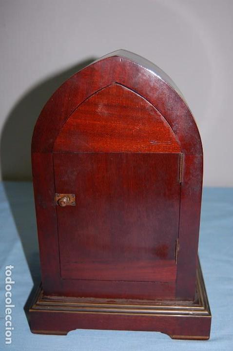 Relojes de carga manual: RELOJ CAPILLA EN MADERA DE CAOBA - Foto 6