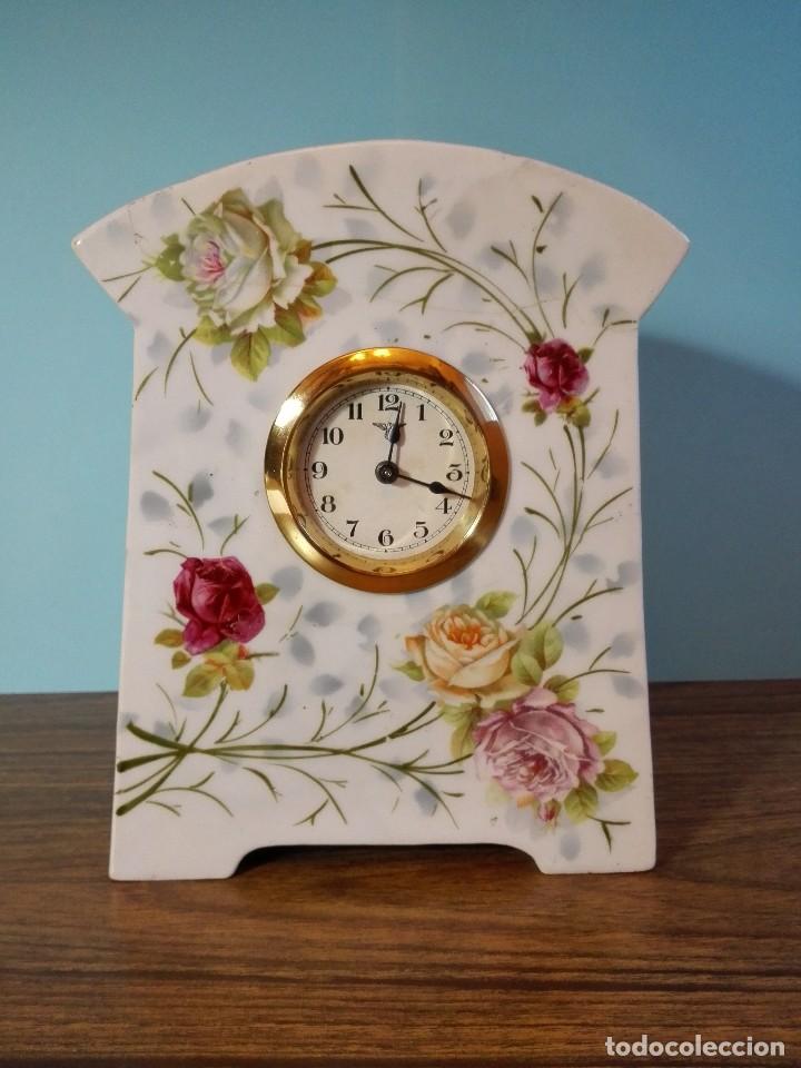 Relojes de carga manual: RELOJ DE PORCELANA - Foto 1
