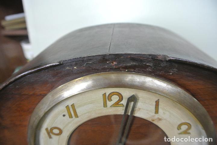 Relojes de carga manual: Reloj largo de sobremesa, en madera - Foto 10