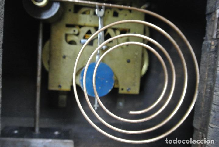 Relojes de carga manual: Reloj largo de sobremesa, en madera - Foto 18