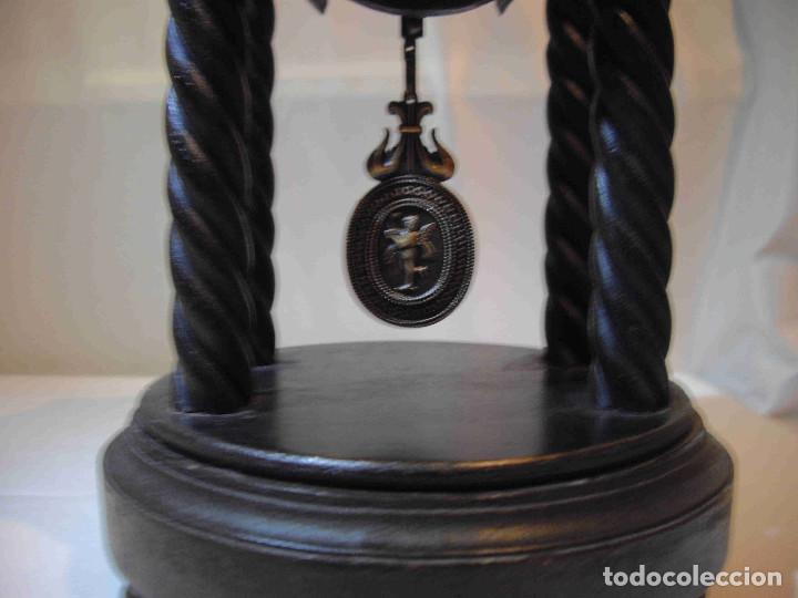 Relojes de carga manual: RELOJ MESA MADERA TEMPLETE - Foto 3