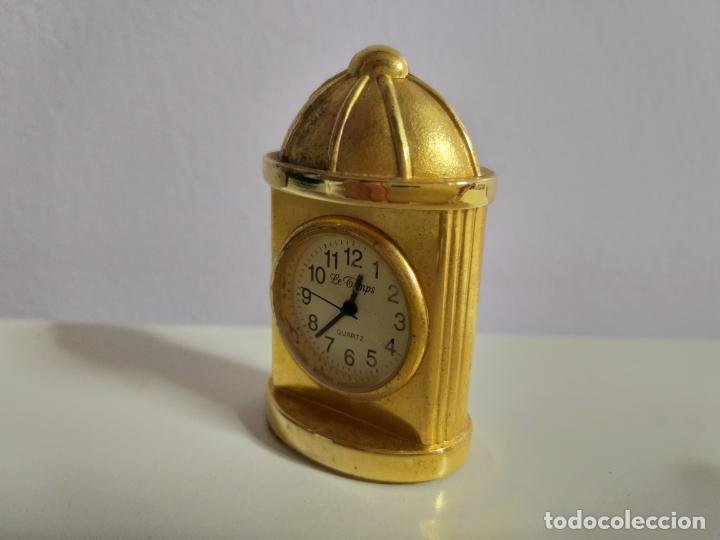 reloj de mesa ,creo que es imitación a un clási - Compra venta en  todocoleccion