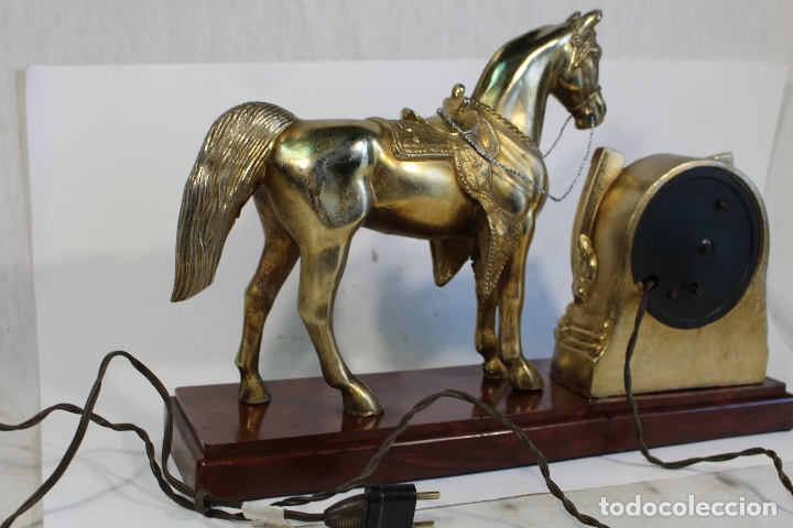 Relojes de carga manual: reloj electrico ingles con caballo - Foto 2