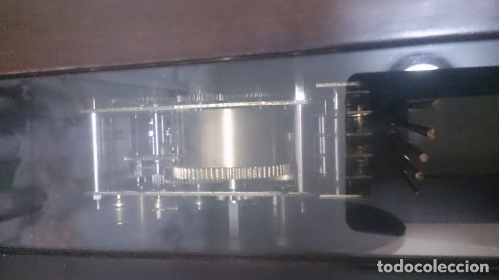 Relojes de carga manual: Reloj ( marca gallo) sin llave ni p&eacute;ndulo. - Foto 3