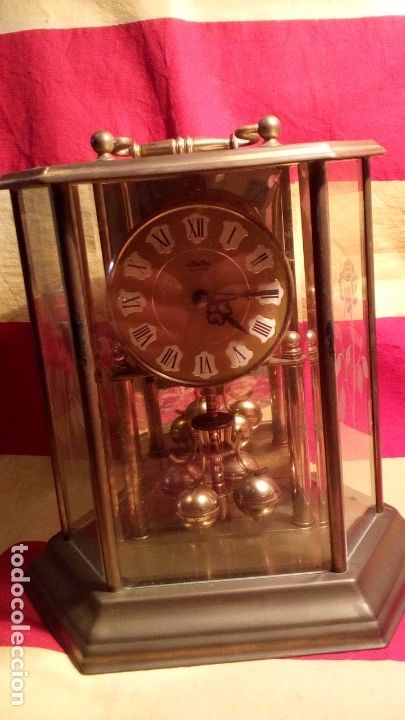 Relojes de carga manual: Reloj de mesa , made in Germany . - Foto 1