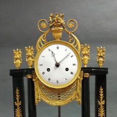 Relojes de carga manual: RELOJ DE SOBREMESA LUIS XVI