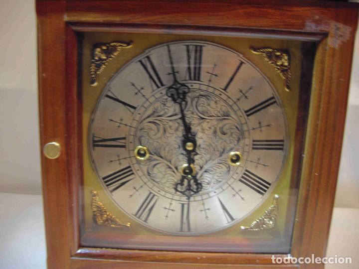 Relojes de carga manual: RELOJ MESA URNA MADERA - Foto 4