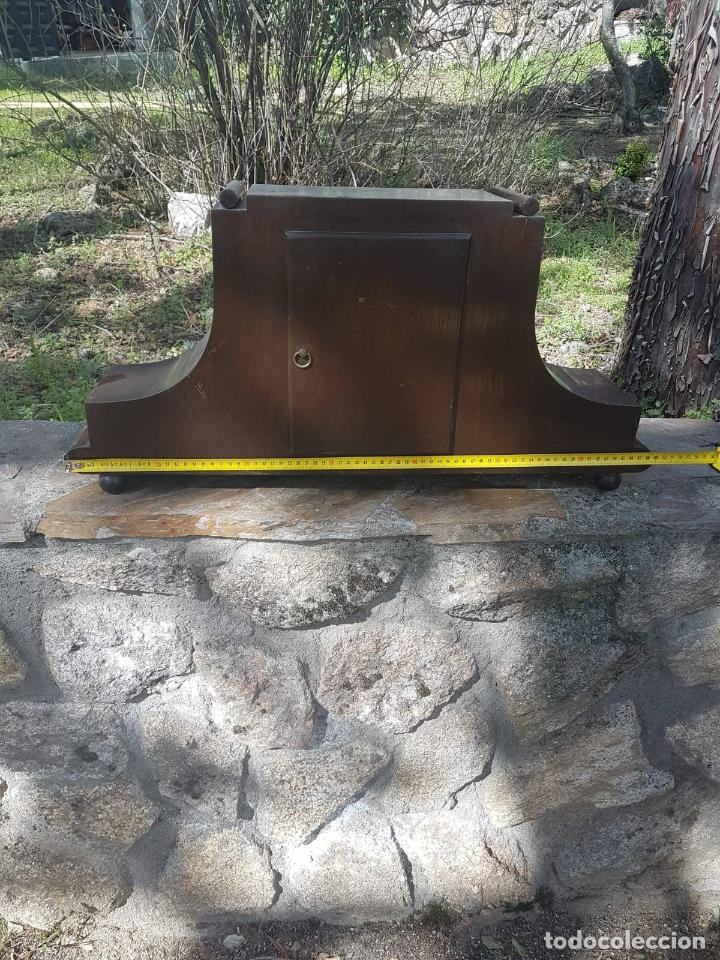 Relojes de carga manual: Reloj caja madera de gran dimensi&oacute;n, funciona perfectamente - Foto 4
