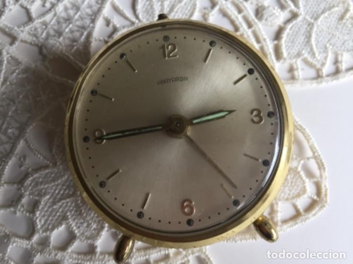 Relojes de carga manual: Reloj obayardo amarillo - Foto 1