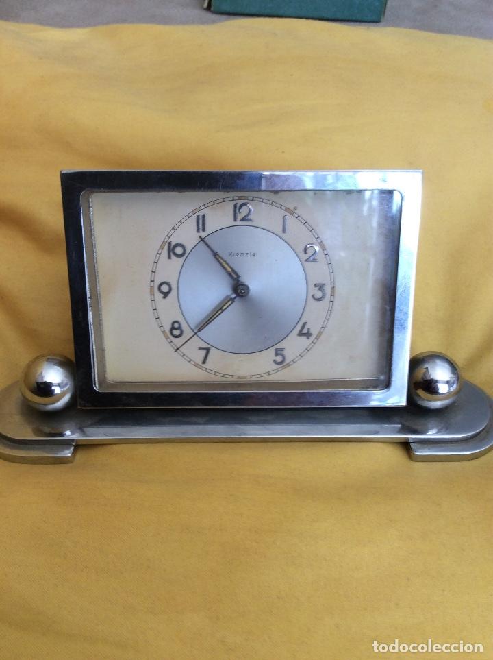 Relojes de carga manual: KIENZLE SOBREMESA - Foto 1
