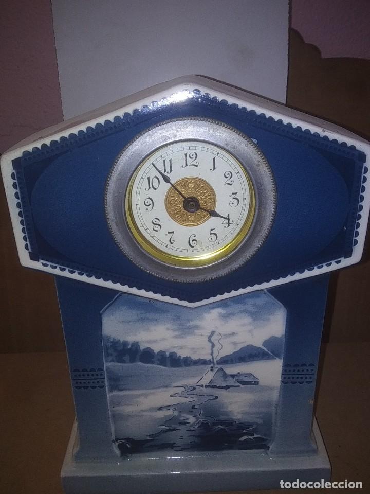 Relojes de carga manual: Reloj antigua - Foto 1