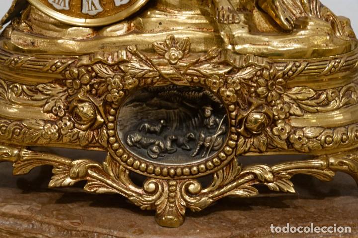 Relojes de carga manual: Reloj de bronce pastorcillo. - Foto 5