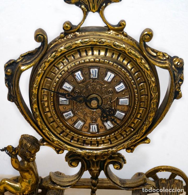 Relojes de carga manual: Reloj de bronce carroza. - Foto 3