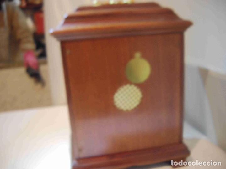 Relojes de carga manual: RELOJ MESA URNA MADERA - Foto 12