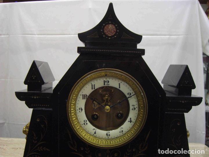 Relojes de carga manual: RELOJ TEMPLO MARMOL NEGRO - Foto 3