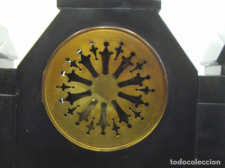 Relojes de carga manual: RELOJ TEMPLO MARMOL NEGRO - Foto 9