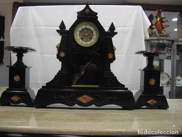 Relojes de carga manual: RELOJ TEMPLO MARMOL NEGRO - Foto 1