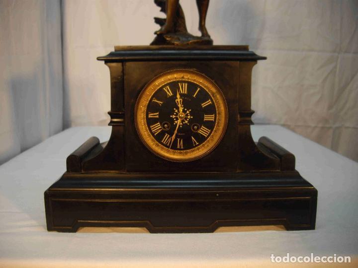 Relojes de carga manual: RELOJ FIGURA CARTERO BRONCE - Foto 2