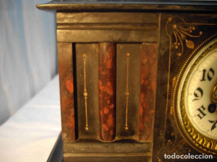 Relojes de carga manual: RELOJ MARMOL NEGRO ROJO COLUMNAS - Foto 3
