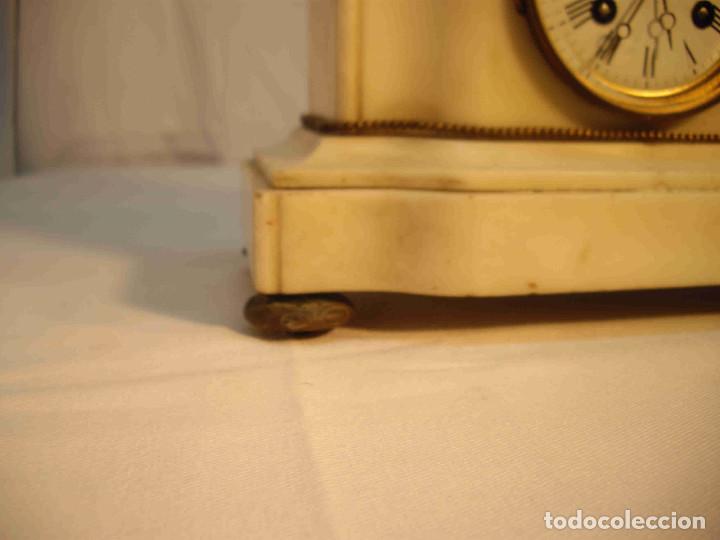 Relojes de carga manual: RELOJ MARMOL BLANCO MUJER BRONCE - Foto 2