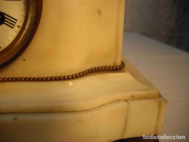 Relojes de carga manual: RELOJ MARMOL BLANCO MUJER BRONCE - Foto 4