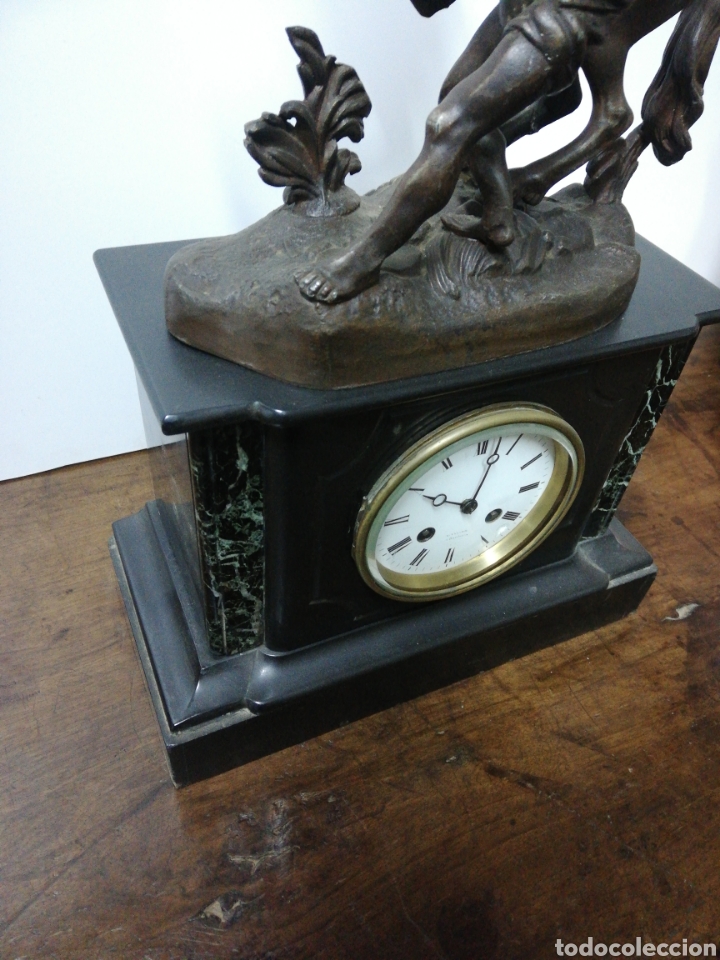 Relojes de carga manual: Reloj m&aacute;rmol y caballo calamina funcionando - Foto 4