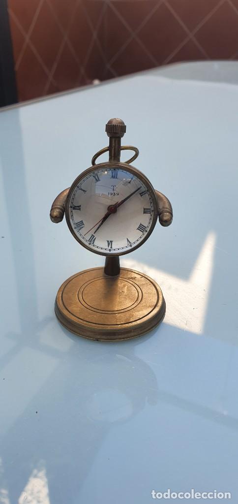 Relojes de carga manual: Antiguo reloj esfera - Foto 2