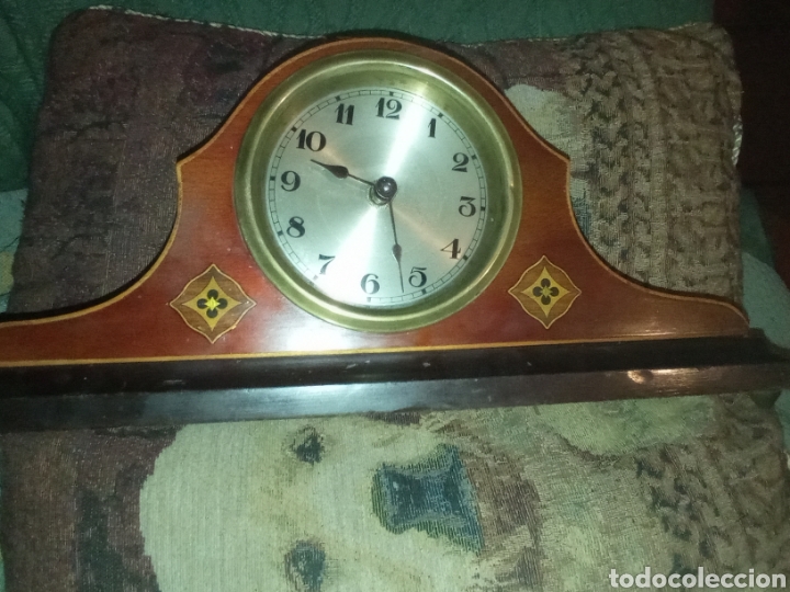 antiguo reloj despertador sobremesa en madera. - Compra venta en  todocoleccion