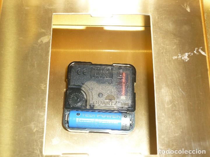Relojes de carga manual: RELOJ COLUMNAS A PILAS - Foto 4
