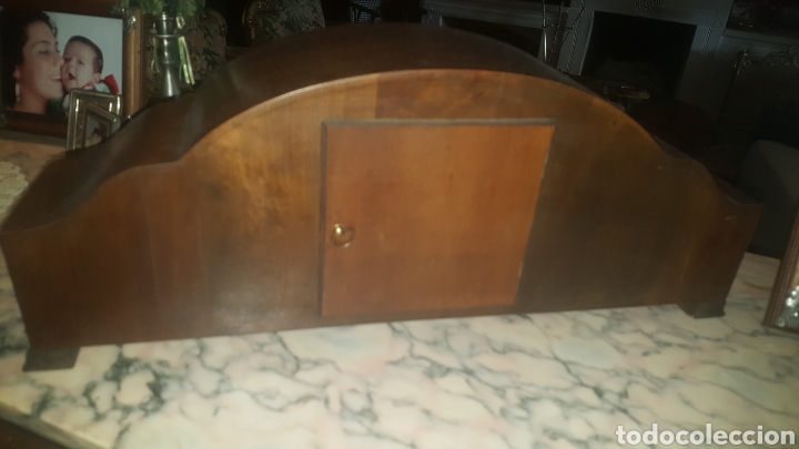 Relojes de carga manual: reloj de sobremesa en madera - Foto 2