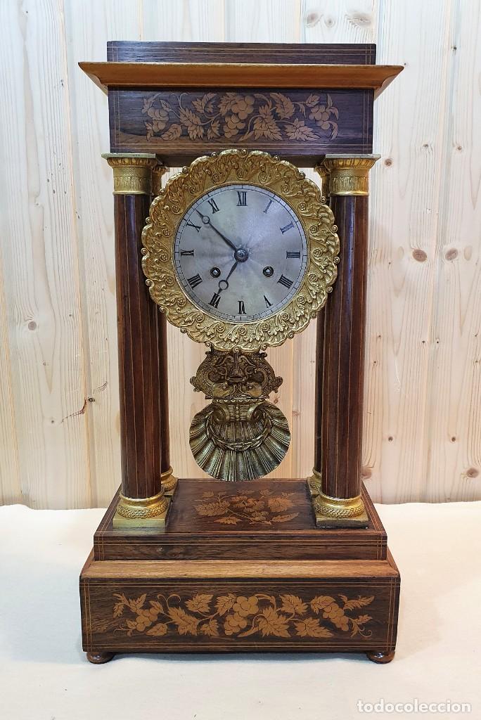 Relojes de carga manual: RELOJMARQUETERIA ESTILO IMPERIO FUNCIONANDO - Foto 1