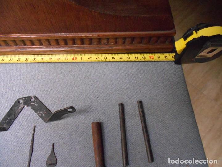Relojes de carga manual: RELOJ ANTIGUO DE SOBREMESA. - Foto 19