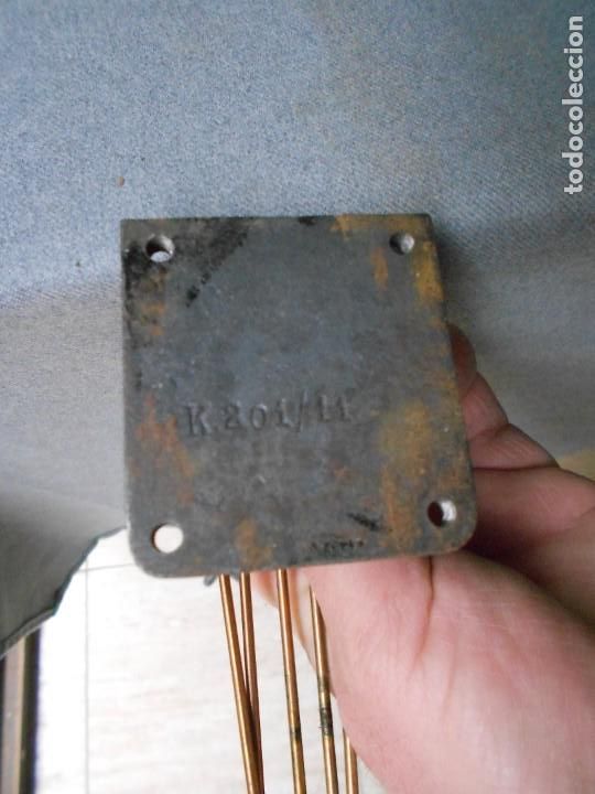 Relojes de carga manual: RELOJ ANTIGUO DE SOBREMESA. - Foto 17