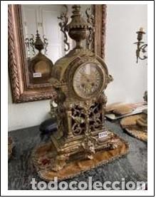 Relojes de carga manual: Reloj de bronce de sobremesa con p&eacute;ndulo interior - Foto 1