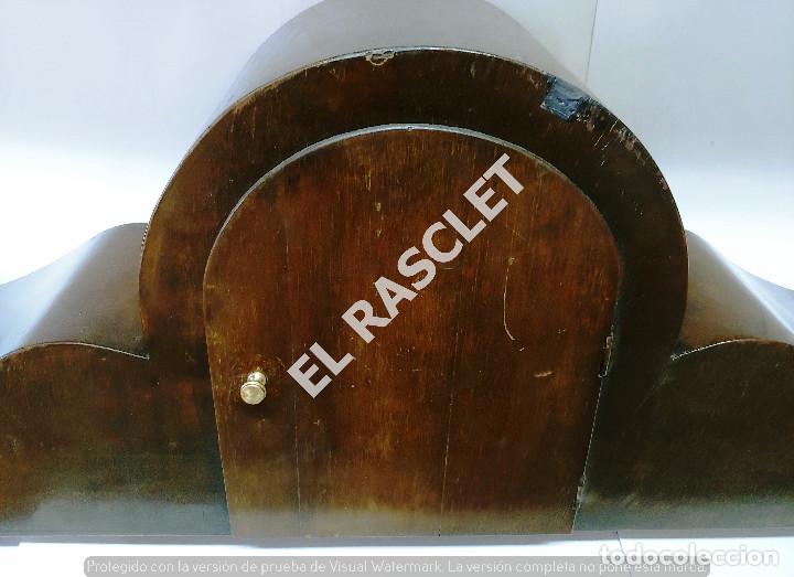 Relojes de carga manual: ANTIGUO RELOJ DE SOBREMESA O CHIMENEA - EN MADERA - - Foto 11