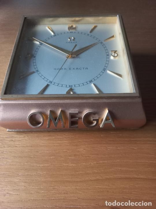 Relojes de carga manual: Reloj de mesa Omega - Foto 2