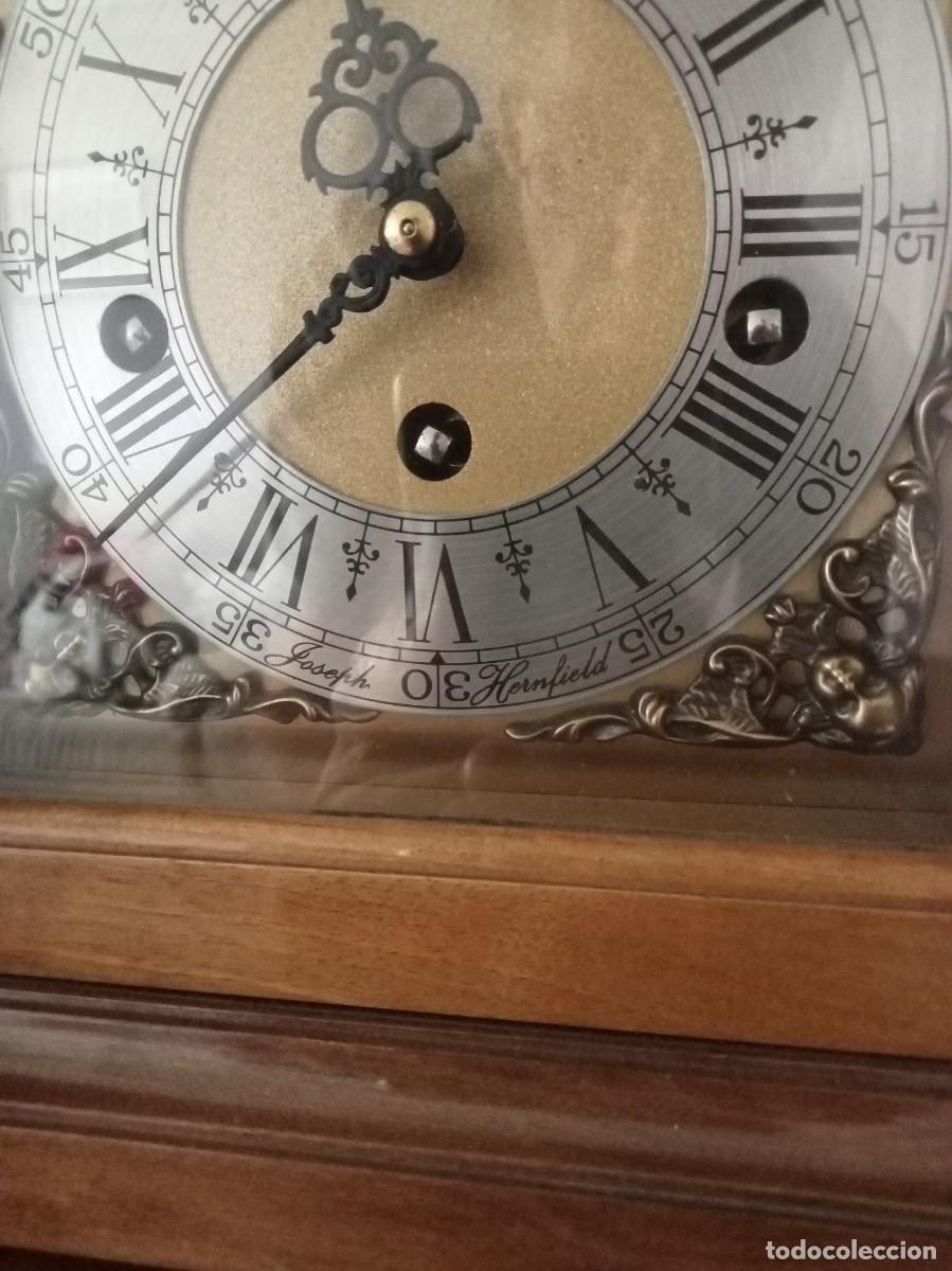 Relojes de carga manual: Reloj de sobremesa Ingl&eacute;s. Sin usar. - Foto 2