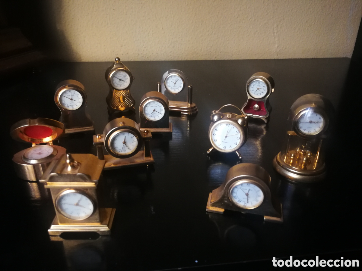 Relojes de carga manual: 11 Relojes miniaturas - Foto 1