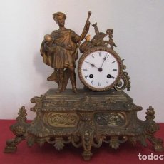 Relojes de carga manual: RELOJ FRANCÉS ANTIGUO DE MESA MECÁNICO DE PÉNDULO AÑO PERIODO 1855 1865 FUNCIONA Y DA SUS CAMPANADAS