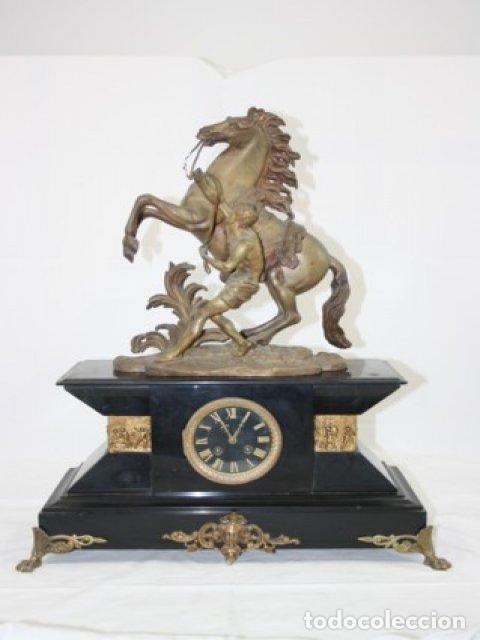 Relojes de carga manual: Pendule fin XIX&egrave;me chevaux de Marly - Foto 1
