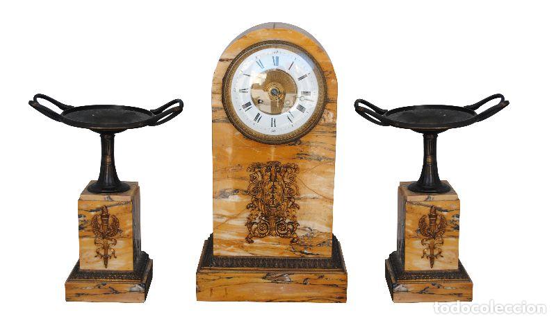 Relojes de carga manual: Pendule borne de style Empire marbre jaune - Foto 1