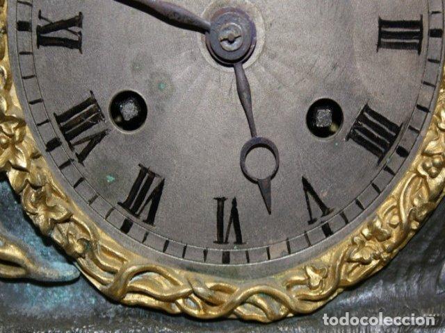 Relojes de carga manual: Pendule restauration bronze dor&eacute; - Foto 2