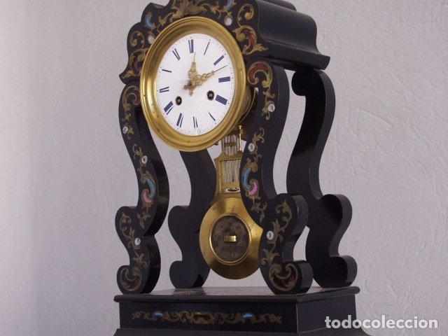 Relojes de carga manual: Pendule sous globe &eacute;poque Napol&eacute;on III - Foto 6
