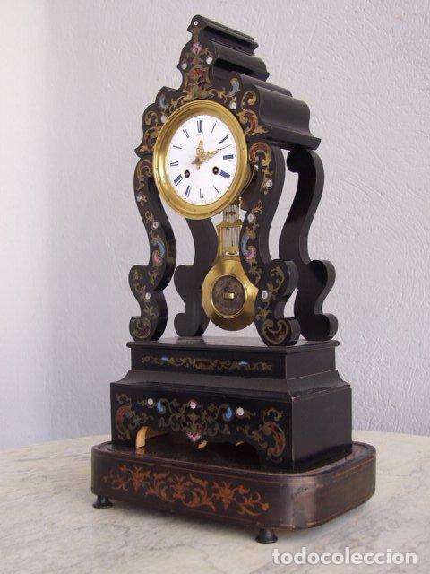 Relojes de carga manual: Pendule sous globe &eacute;poque Napol&eacute;on III - Foto 8