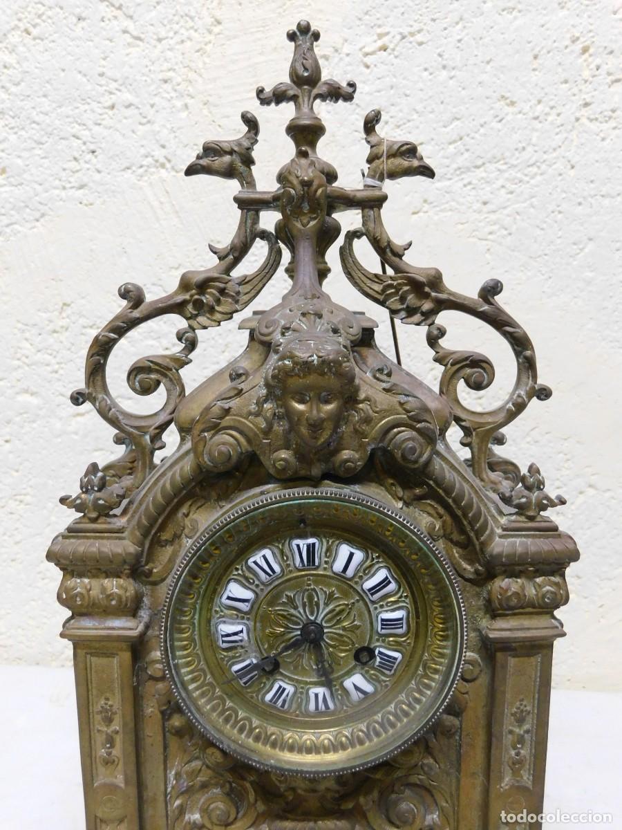 Relojes de carga manual: RELOJ SOBREMESA BRONCE CON CANDELABROS - Foto 5