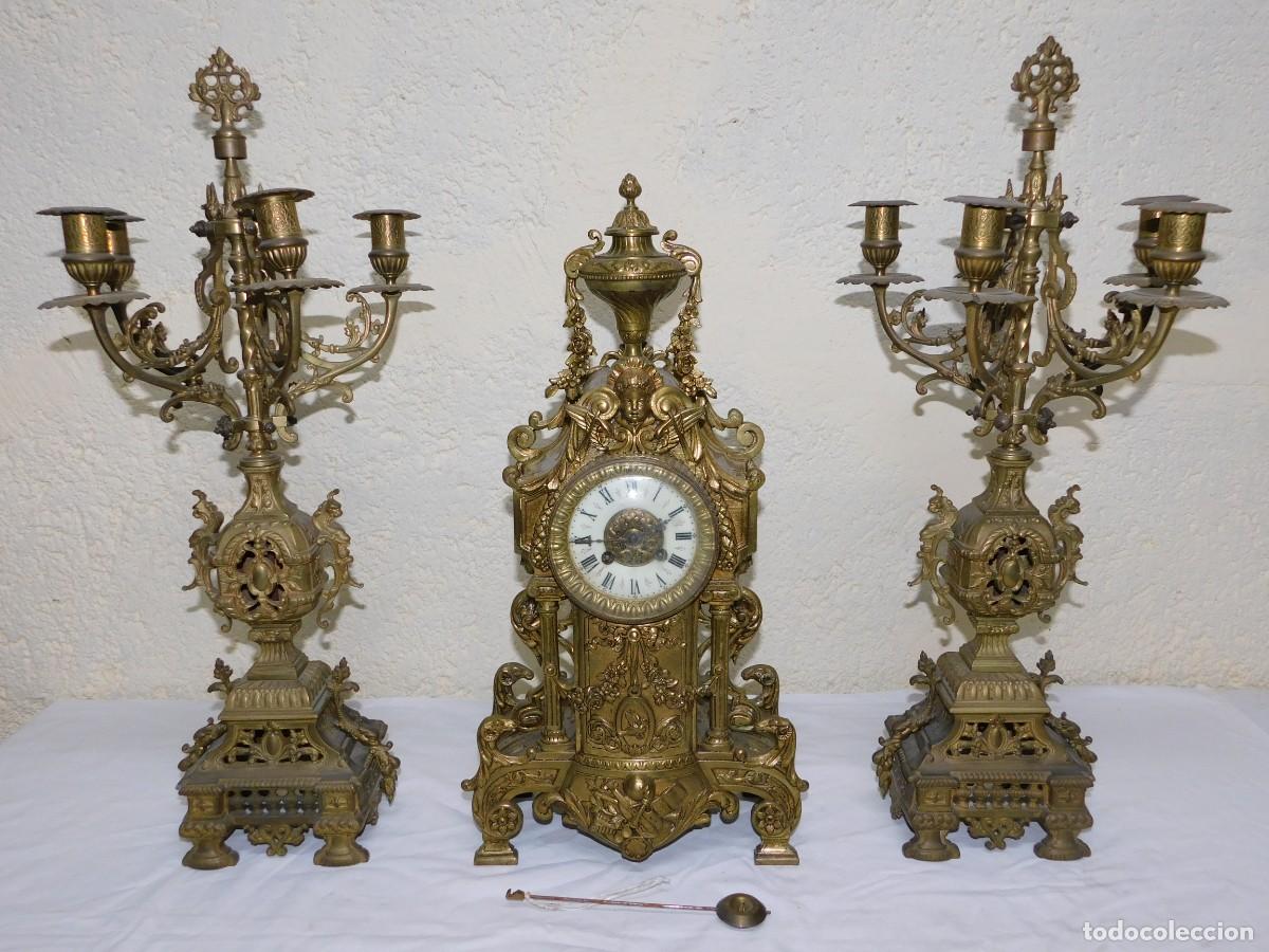 Relojes de carga manual: RELOJ SOBREMESA BRONCE CON CANDELABROS - Foto 2