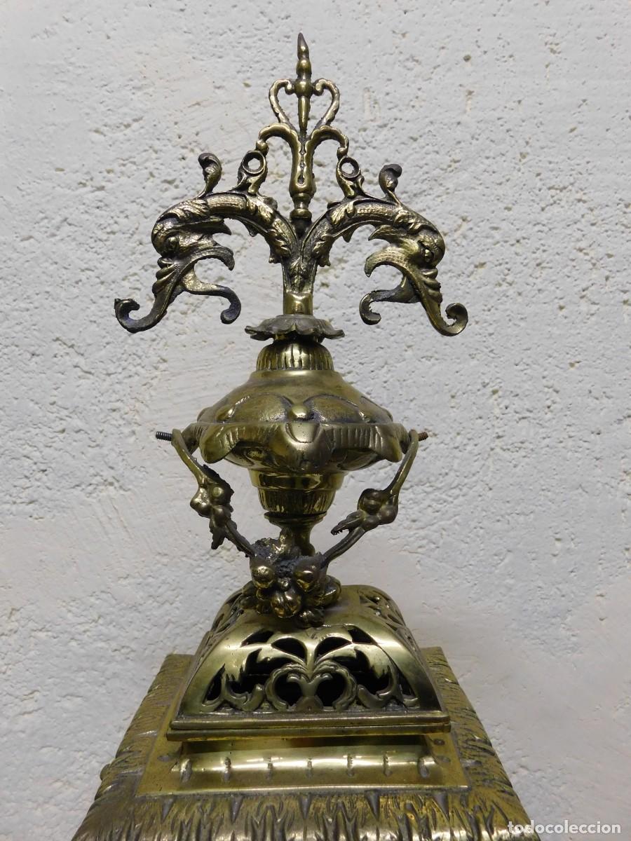 Relojes de carga manual: RELOJ SOBREMESA BRONCE CON CANDELABROS - Foto 9